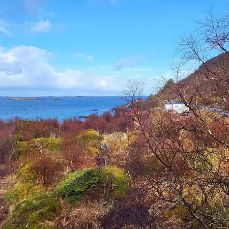 Сasa de vacaciones Acogedora Casa En Con Vistas Al Mar